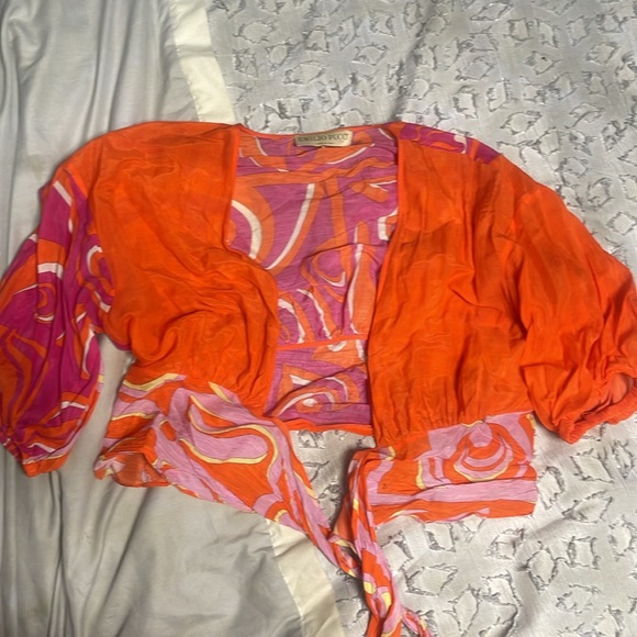 Emilio Pucci Authentic Shirt Size 40 - Picture 2 of 3